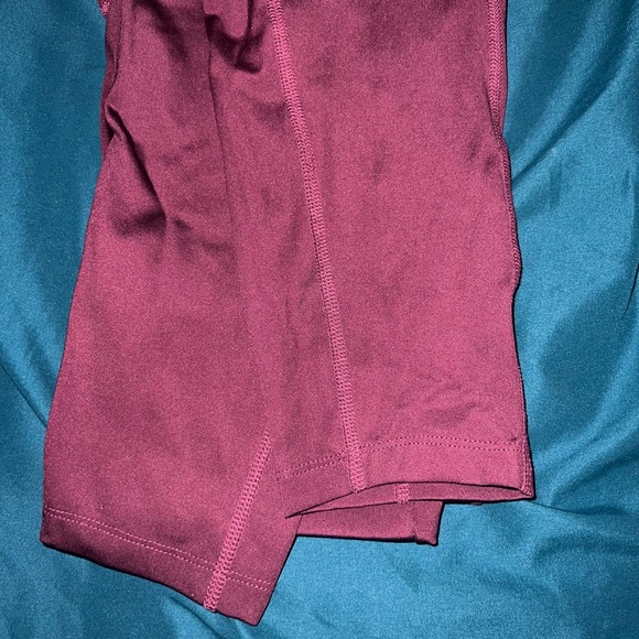 Bally Maroon Leggings - Picture 2 of 4